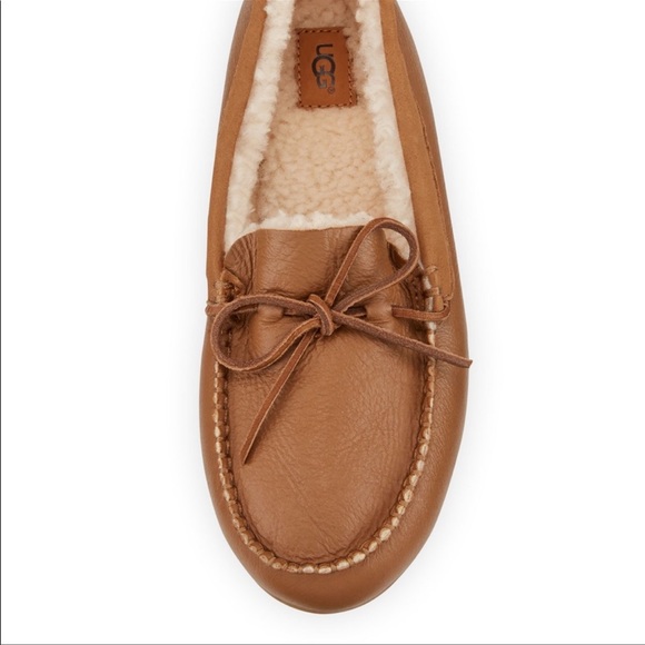 NEW UGG DELUXE LOAFER. CHESTNUT - Picture 2 of 7